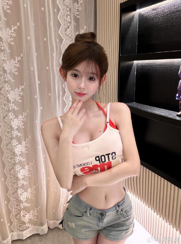 觉醒年代 封面